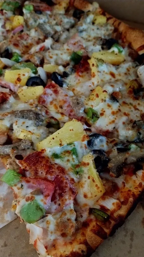 Supreme Pizza Pineapple Instead of Green Olives